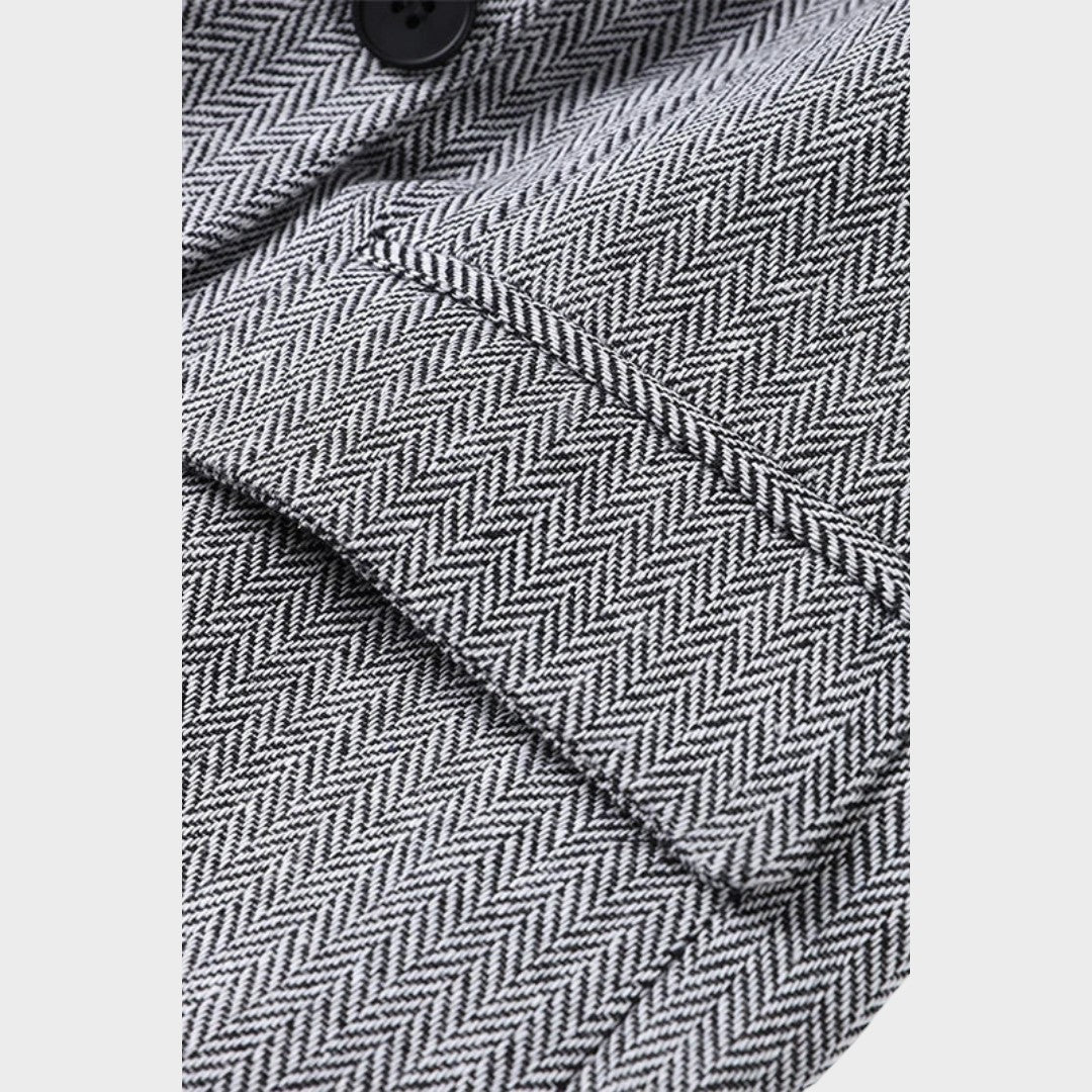 Karolina – Moćni Trodijelni Kostim