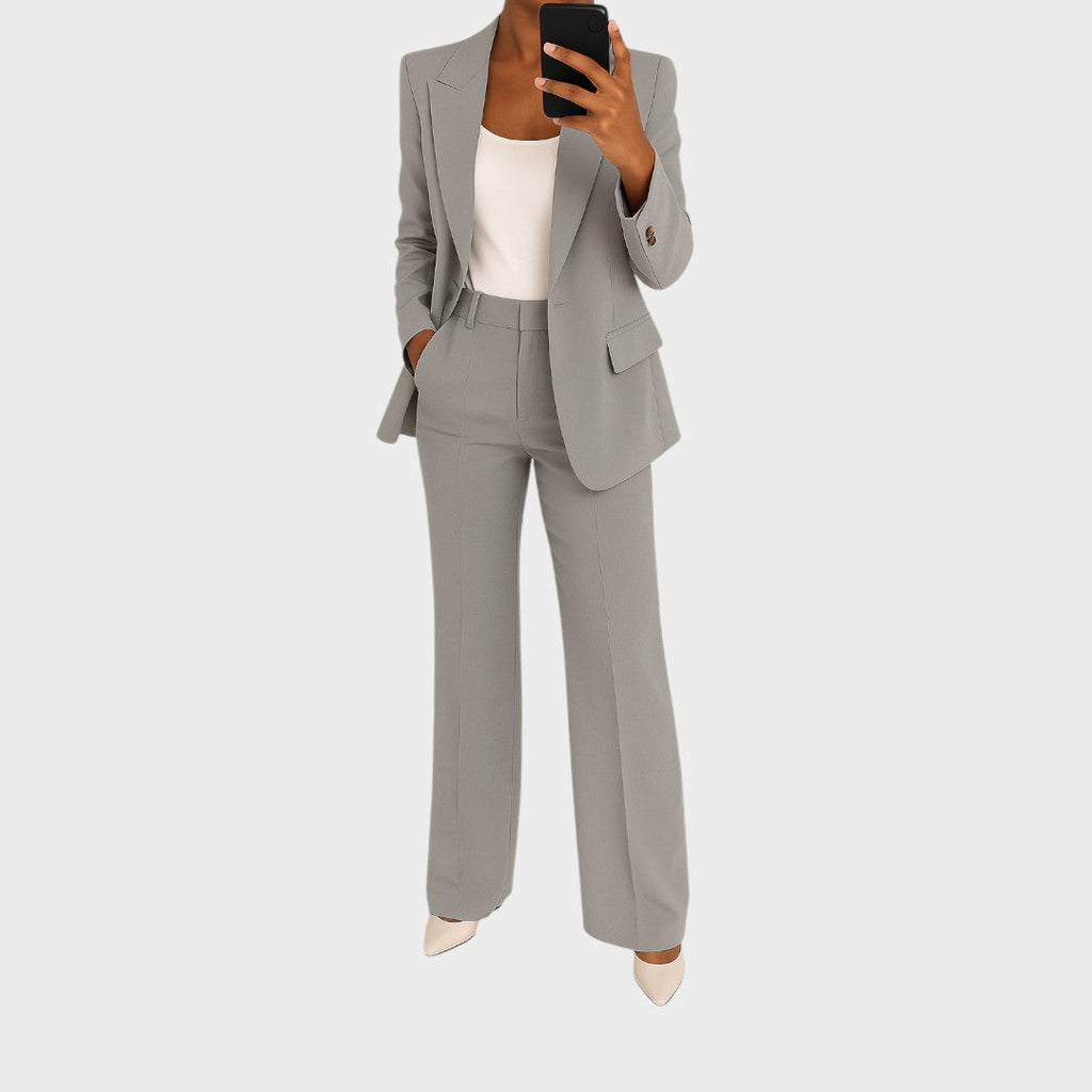 Marija - Odijelo moći i stila